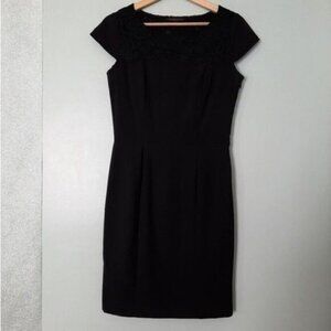 CYNTHIA STEFFE \ Wool Blend LBD Sheath Dress Lace Detail Black Sz 4